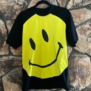 Chinatown market smiley face tee
